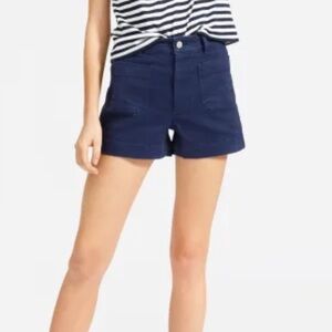 Rarely worn navy Everlane shorts, size 6